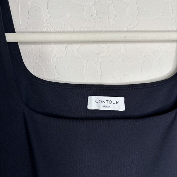 Aritzia Contour Squareneck Bodysuit Tank - Picture 4 of 8